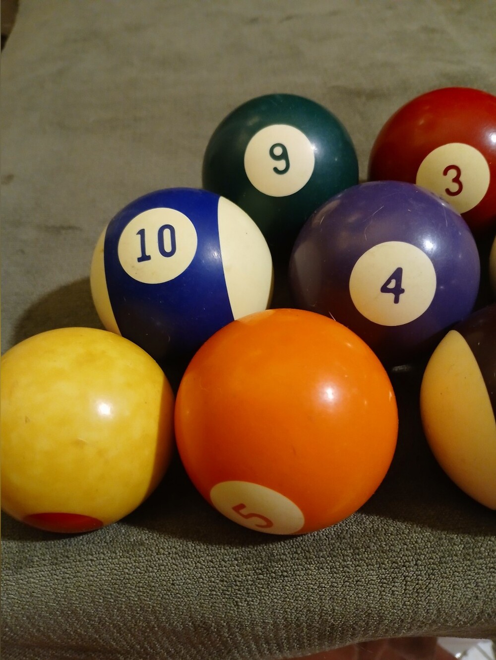 Assorted Pool Billiard Balls Set - Multicolor - Picture 2 of 4